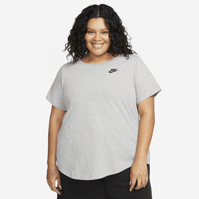 Tee-shirt Nike Sportswear Club Essentials pour femme (grande taille)