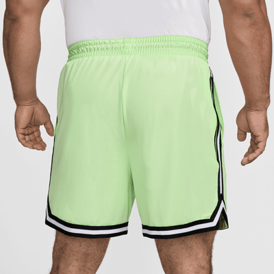 Shorts de básquetbol Dri-FIT de 15 cm para hombre Nike DNA