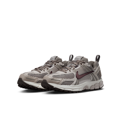 Nike Vomero 5 Older Kids' Shoes with Reflective Design Accents