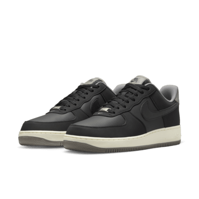 Tenis acondicionados para el invierno para hombre Nike Air Force 1 '07 LV8