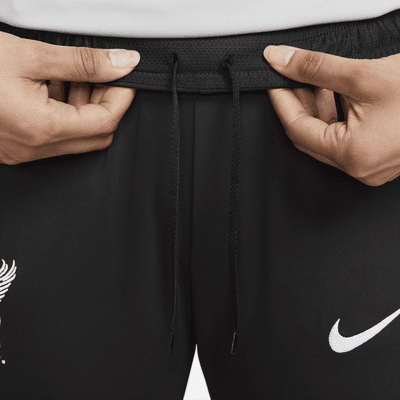 Liverpool F.C. Strike Women's Nike Dri-FIT Knit Football Pants. Nike ZA