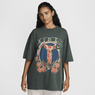 Nike Sportswear Essential Women's Oversized T-Shirt