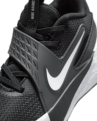 Nike Team Hustle D 12