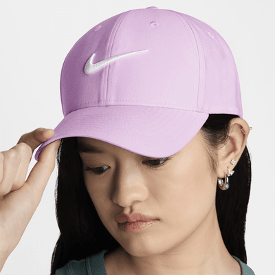 Gorra Swoosh estructurada Nike Dri-FIT Club