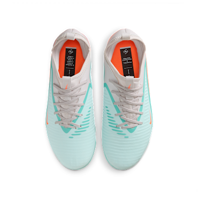 Nike United Jr Phantom 6 Low Academy Older Kids' Multi-Ground Football Boot