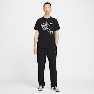 Nike Sportswear 男款 T 恤