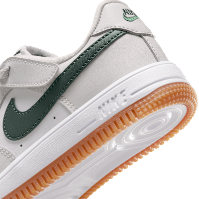 Nike Force 1 Low EasyOn Younger Kids' Shoes
