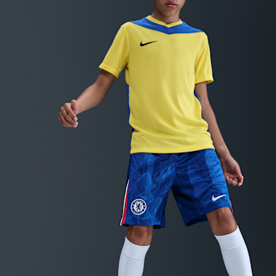 Chelsea F.C. 2025/26 Stadium Home Older Kids' Nike Dri-FIT Football Replica Shorts