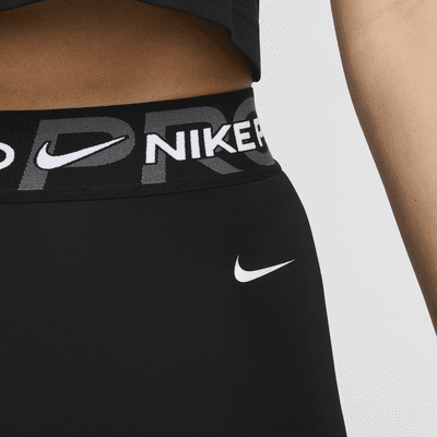 เลกกิ้งเอวปานกลาง 7/8 ส่วนผู้หญิงมีกราฟิก Nike Pro