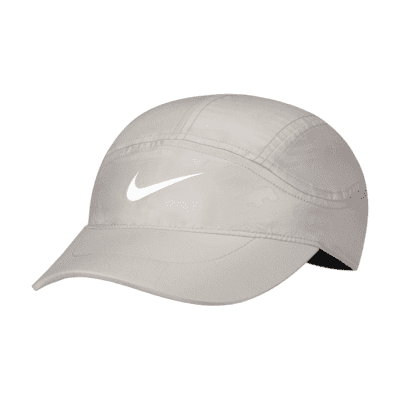 nike dri fit snapback