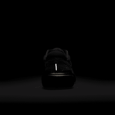 Tenis de correr en carretera para mujer Nike Invincible