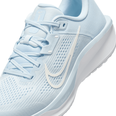Tenis de correr en pavimento para mujer Nike Quest 6