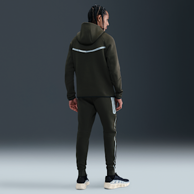 Joggers de tejido Fleece con detalles reflejantes para hombre Nike Tech
