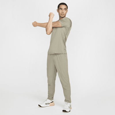 Nike Unlimited Men's Dri-FIT Tapered Leg Versatile Pants