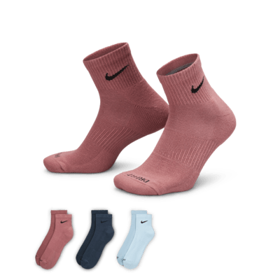 Nike Everyday Plus Cushioned Training Ankle Socks (3 Pairs)