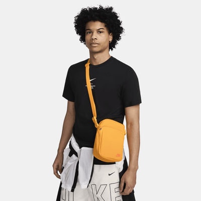 Nike Heritage Cross-Body Bag (4L). Nike UK