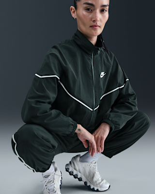 Nike Sportswear Windrunner
