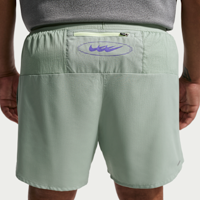 Shorts de correr Dri-FIT de 13 cm con forro de ropa interior para hombre Nike Stride