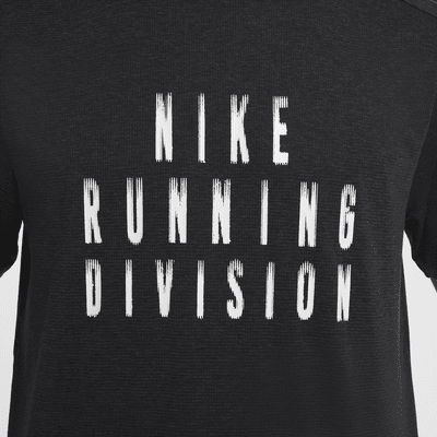 Playera de correr de manga corta Dri-FIT para hombre Nike Rise 365 Running Division