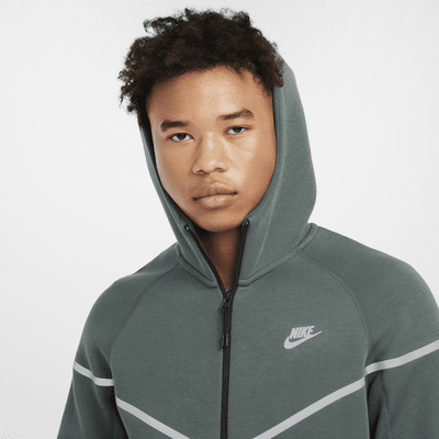 Nike Tech Windrunner Men's Reflective Details Fleece Full-Zip Jacket