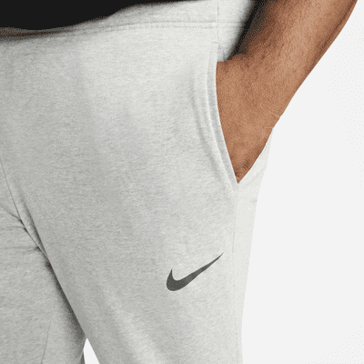 Nike Dry Dri-FIT schmal zulaufende Fitness-Fleece-Hose für Herren