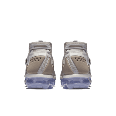 Nike Air VaporMax Flyknit Utility Shoe. Nike SK