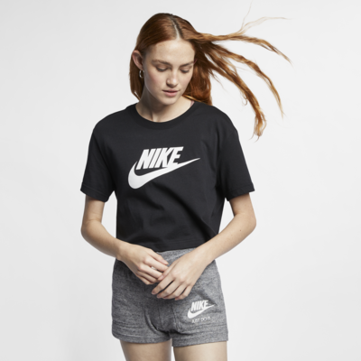 Playera cropped con logotipo para mujer Nike Sportswear Essential