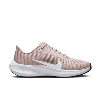 Nike Pegasus 40 Premium | Image 2
