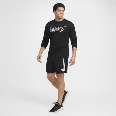 Shorts versátiles Dri-FIT de 18 cm sin forro para hombre Nike Form Swoosh