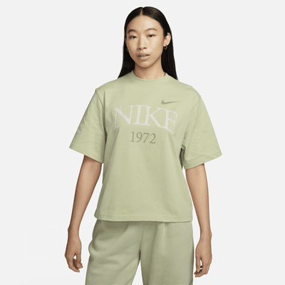 Nike Sportswear Classic Women's T-Shirt