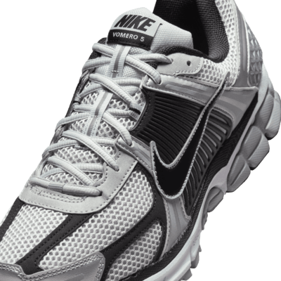 Nike Zoom Vomero 5 Men's Shoes