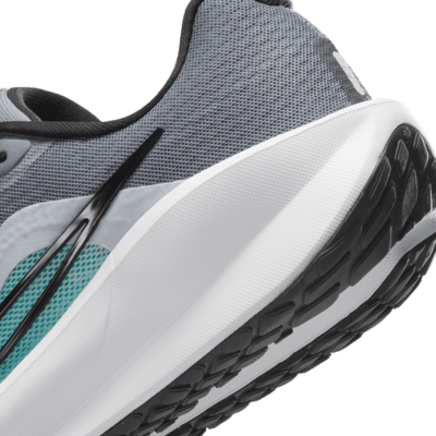 Tenis de correr en pavimento para hombre Nike Downshifter 13