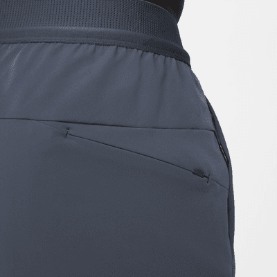 Nike A.P.S. Pantalons curts versàtils Dri-FIT de 15 cm - Home