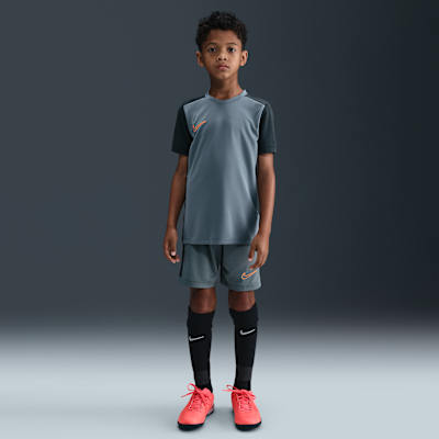 Playera de fútbol Dri-FIT para niños talla grande Nike Academy