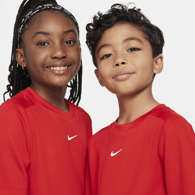 Playera de entrenamiento con gráfico Dri-FIT Nike Multi para niño talla grande