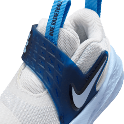 Nike Team Hustle D 12 Tenis para bebé e infantil