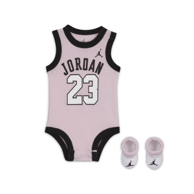 newborn jordan outfit