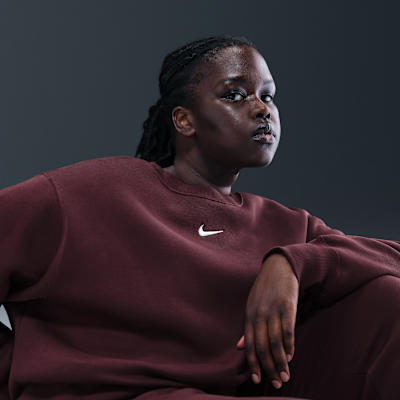 Nike Sportswear Phoenix Fleece Women's Oversized Crew-Neck Sweatshirt (Plus Size)