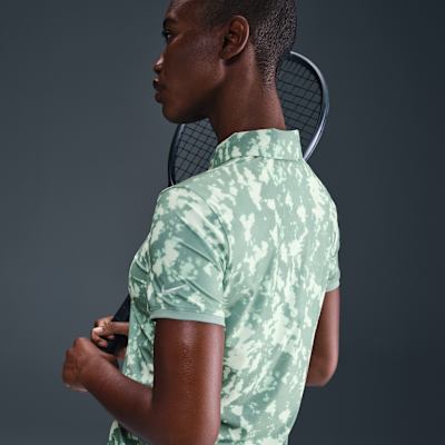 Polo de golf imprimé à manches courtes Dri-FIT Nike Victory pour femme