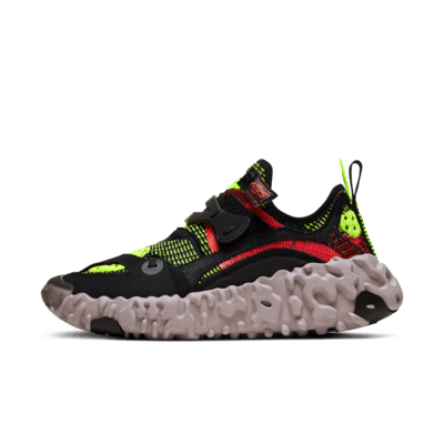 nike flyknit shoes price