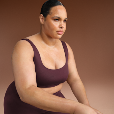 NikeSKIMS Shine Women's Scoop-Neck Bra Top