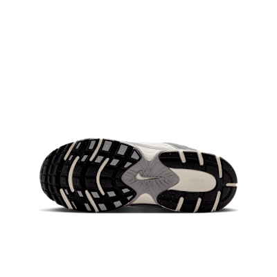 Nike V5 RNR Older Kids' Shoes