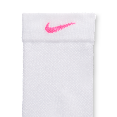 Nike 跑步輕量 Micro 中筒襪 (1 雙)