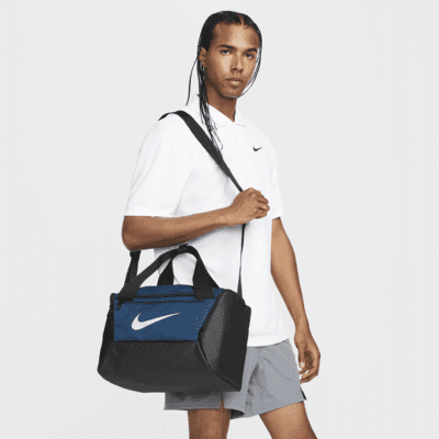 Amazon.com: Nike Brasilia Training Duffel Bag, Versatile Bag with Padded  Strap and Mesh Exterior Pocket, Medium, Black/Black/White : Clothing, Shoes  & Jewelry