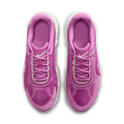 Nike Aura Edge Women's Shoes