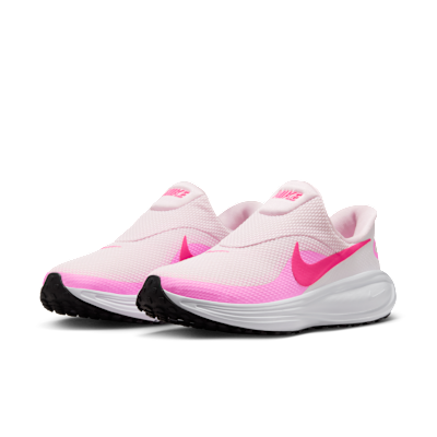 Γυναικεία παπούτσια για τρέξιμο σε δρόμο Nike Revolution 8 EasyOn