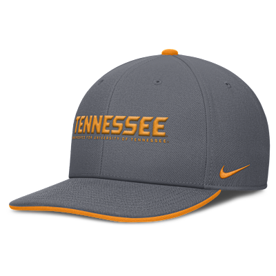 Tennessee On-Field Club Men's Nike Dri-FIT College Adjustable Hat