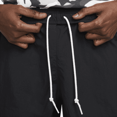 Shorts in tessuto Nike Solo Swoosh – Uomo