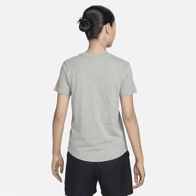 Nike Sportswear Club Essentials Women's T-Shirt