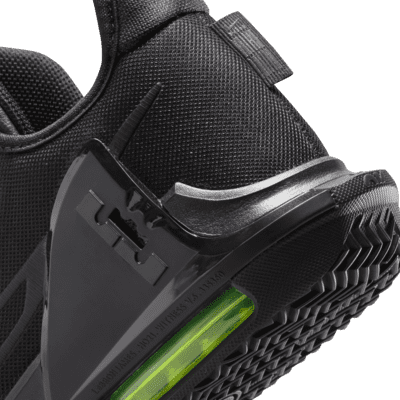 LeBron Witness 6 EP Basketball Shoes